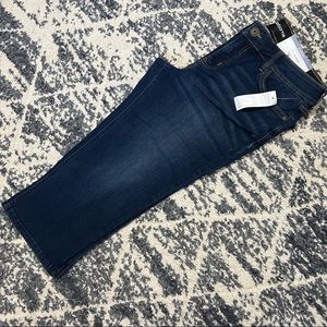 Liz Claiborne Skinny Jean Shorts Capris